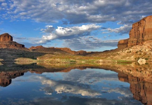 Lake Mead Paddleboarding