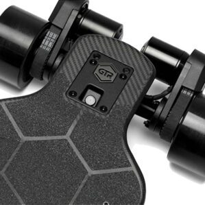 Image of an Evolve GTR Carbon Street drive