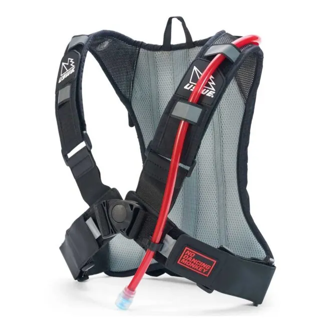 USWE Outlander 3L Hydration Pack in carbon black. Available at Riverbound Sports in Tempe, Arizona.